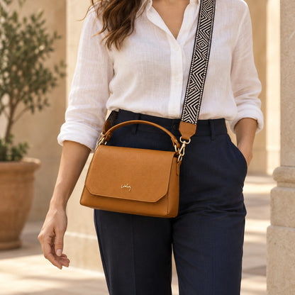 Bolso con Cosmetiquera y Reata Geométrica | Dúo para Cada Día